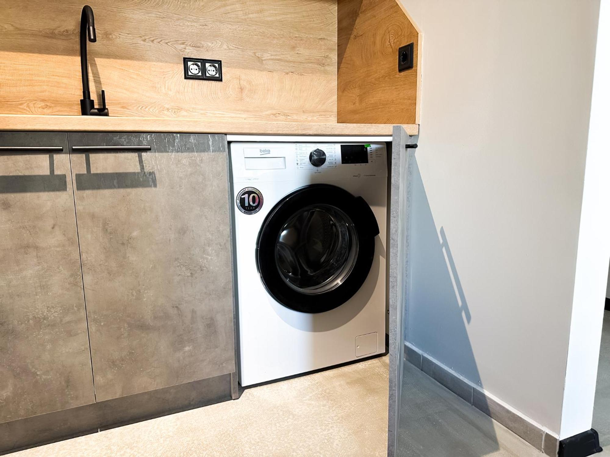 6 Studios 6 Bathrooms 2 Levels Kitchens Sofia Luaran gambar