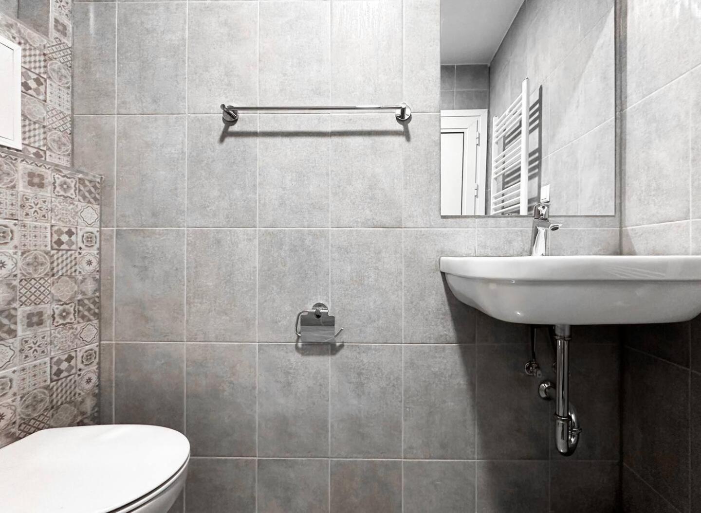 6 Studios 6 Bathrooms 2 Levels Kitchens Sofia Luaran gambar