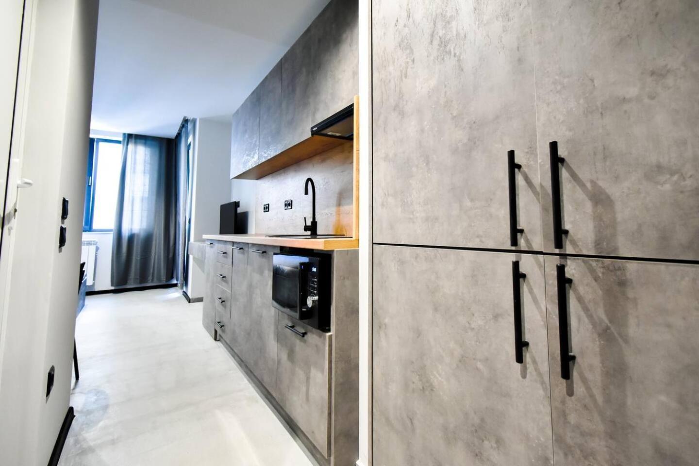 6 Studios 6 Bathrooms 2 Levels Kitchens Sofia Luaran gambar